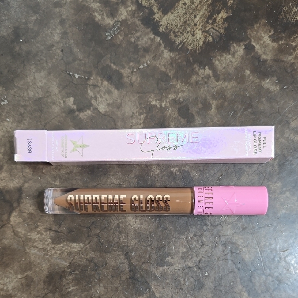 Jeffree Star Supreme Gloss - Nude Brown